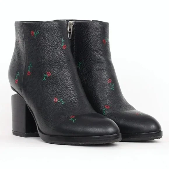 Alexander Wang | Shoes | Alexander Wang Gabi Floral Rose  display picture 1
